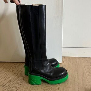 Bottega Veneta Black and Green Heeled Boots